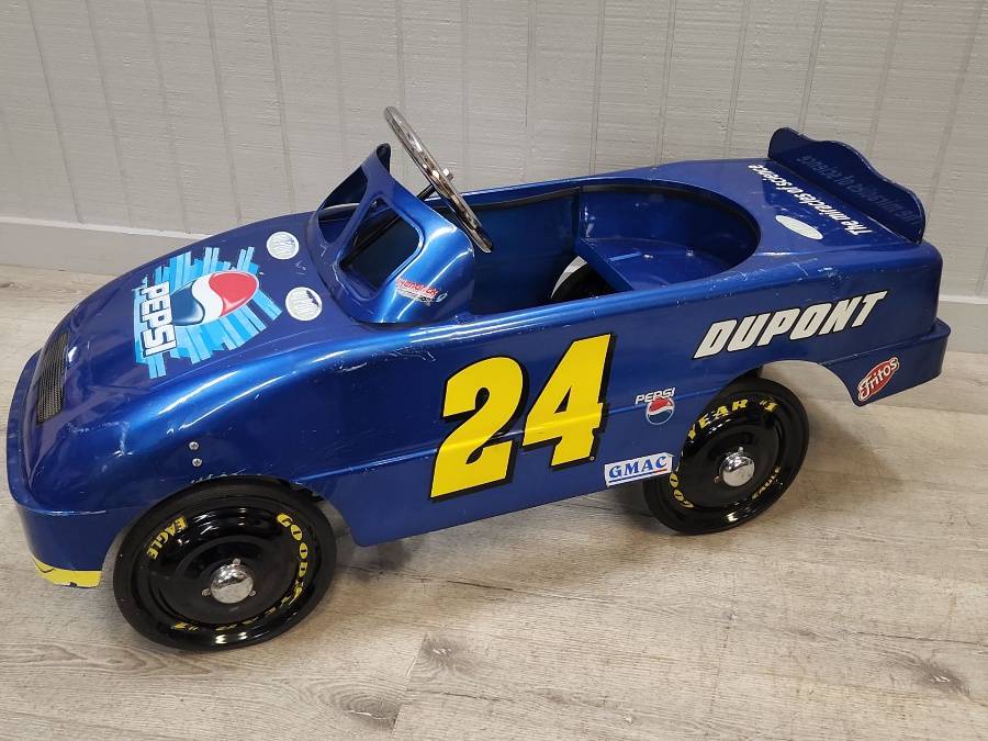 Pepsi Cola Jeff Gordon Pedal Car Auction | Auctioneer Pro