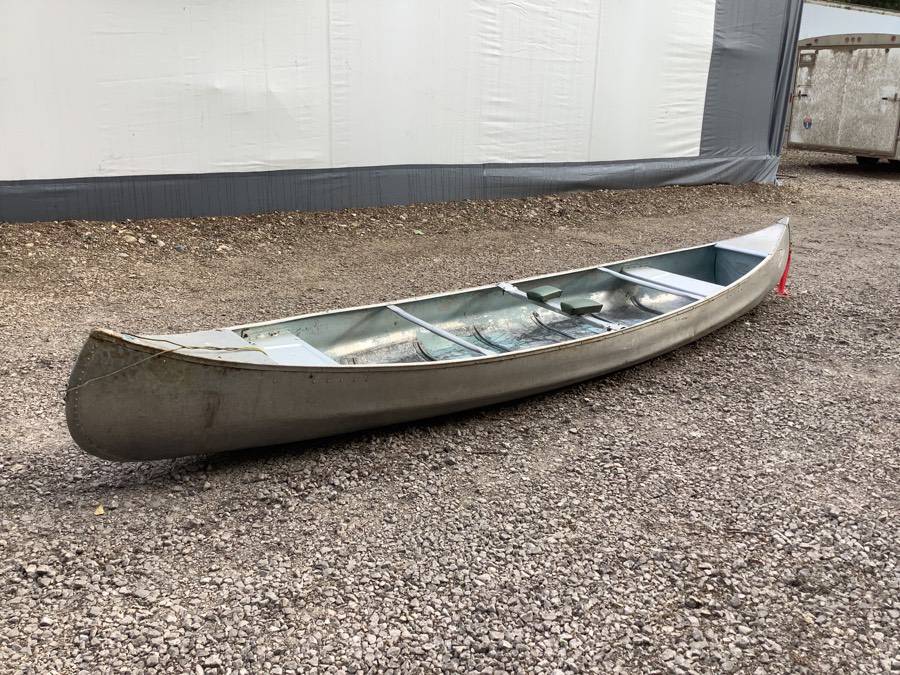 SPRINGBOK ALUMINUM 16 FT. BOAT