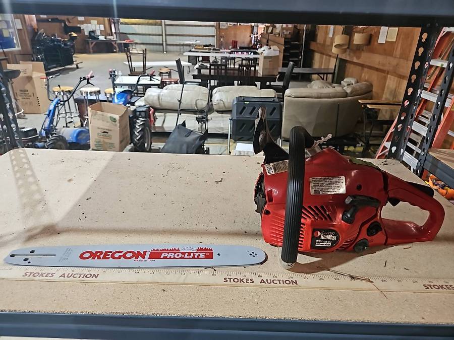 Komatsu Zenoah RedMax G3200 Chainsaw With Oregon Bar Auction